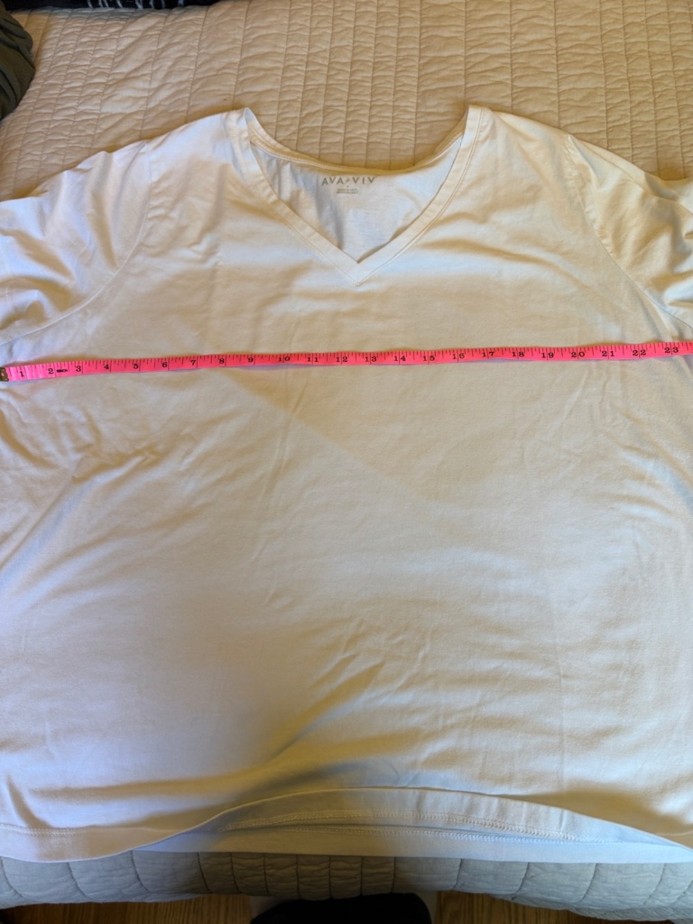Ava & Viv White V-Neck Women’s Shirt - Picture 3 of 6